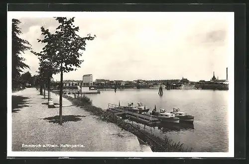 AK Emmerich a. Rhein, Blick auf den Hafen