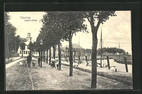 AK Tönning, Hafen-Allee, Fischerboote im Hafen