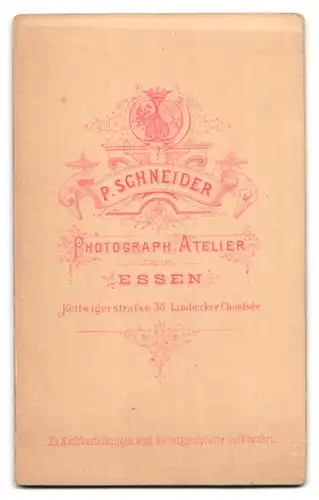 Fotografie P. Schneider, Essen, Kettwigerstrasse 38, Limbecker Chaussée, Portrait junge Dame in modischer Kleidung
