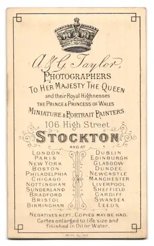 Fotografie A. & G. Taylor, Stockton, 106 High Street, Portrait Herr im Anzug mit Vollbart