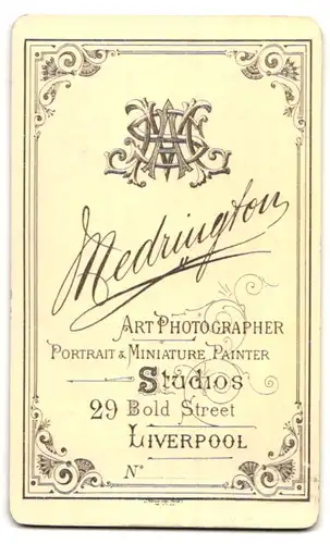 Fotografie Medington, Liverpool, 29 Bold Street, Portrait Mann im Jacket mit Schnauzbart und langen Koteletten