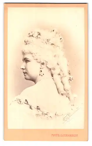 Fotografie Fritz Luckhardt, Leopoldstadt, Taborstr. 18, Portrait Marie Geistinger 1836-1903, öst. Sopranistin, Operette