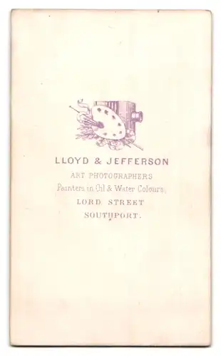 Fotografie Lloyd & Jefferson, Southport, Lord Street, Portrait zwei Jungs in Anzügen mit Melone und Gehstock