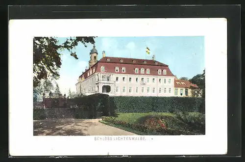 AK Lichtenwalde, Schloss mit Gartenanlage
