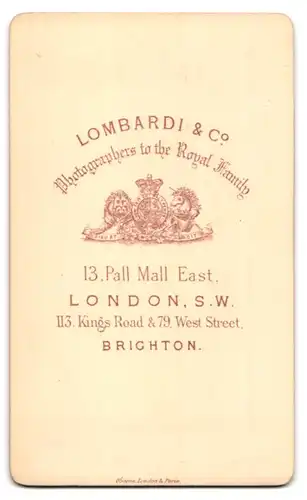 Fotografie Lombardi & Co., London, 13 Pall Mall East, Portrait kahlköpfiger Geistlicher