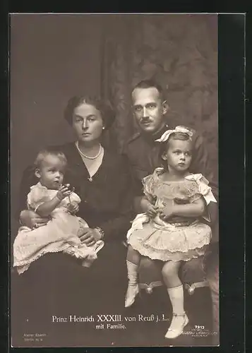 AK Prinz Heinrich XXXIII. von Reuss j. L. mit Familie