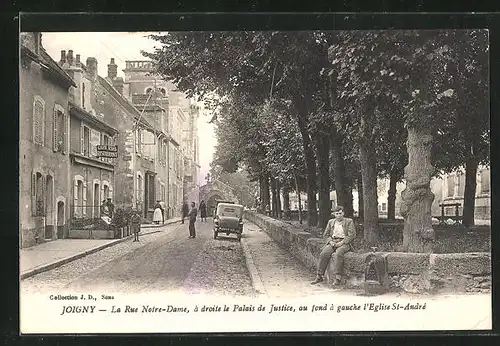 AK Joigny, la Rue Notre-Dame, á droite le Palais de Justice