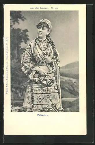 AK bildschöne junge Dänin in Landestracht