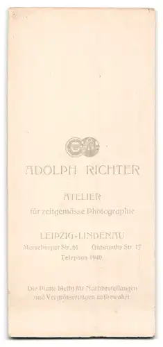 Fotografie Ad. Richter, L.-Lindenau, Portrait bildschöne junge Frau in gerüschter Bluse