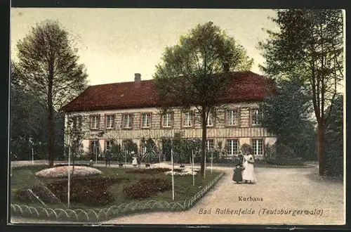 AK Bad Rothenfelde /Teutoburgerwald, Kinder vor dem Kurhaus