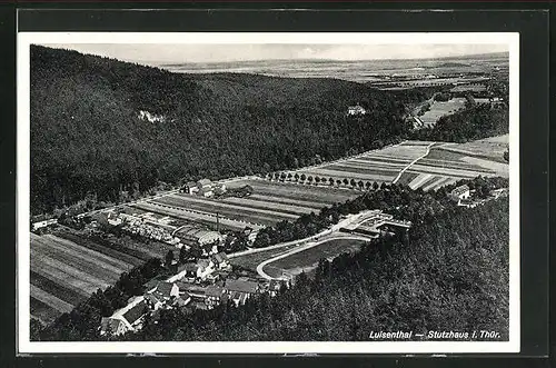 AK Stutzhaus i. Th., Luftaufnahme des Ortes