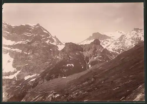 Fotografie Fotograf unbekannt, Ansicht Sefinenfurgge, Blick auf den Bergübergang in 2616 m Höhe