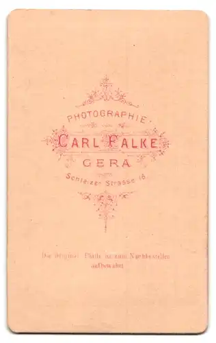 Fotografie C. Falke, Gera, Schleizer Str. 16, Portrait Dame im Kleid mit Zopf und Halskette