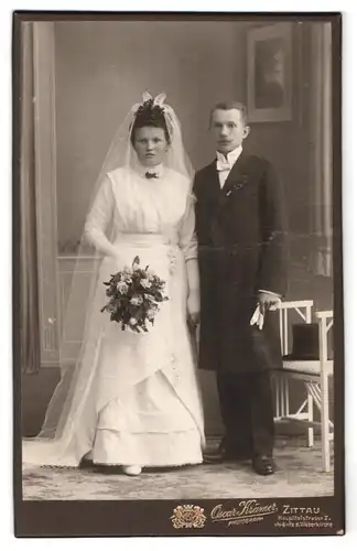 Fotografie Oscar Krämer, Zittau, Hospitalstr. 2, Portrait junger Brautleute in heimischer Kulisse