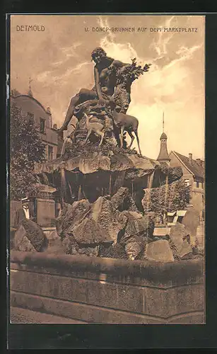 AK Detmold, V. Donop-Brunnen auf dem Marktplatz