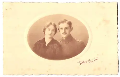 Fotografie Blasius, Hameln, Portrait Olympionike der Leichtathletik Johannes Runge mit Frau