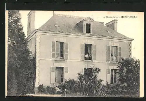 AK Aigrefeuille, La Pierre-Levée