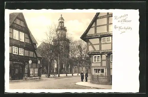 AK Rinteln a. d. Weser, Am KIrchplatz, Blick auf die Kirche