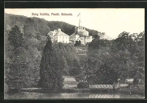 AK Burg Schlitz, Blick über den Teich zur Burg
