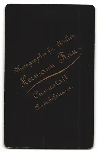 Fotografie H. Rau, Cannstatt, Bahnhofstr., Portrait charmant blickender Bube im eleganten Jackett