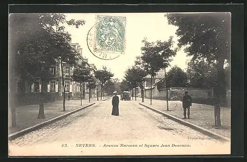AK Nevers, Avenue Marceau et Square Jean Desvaux