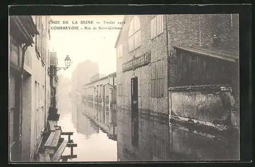 AK Courbevoie, Crue de la Seine 1910, Rue de Saint-Germain, Hochwasser
