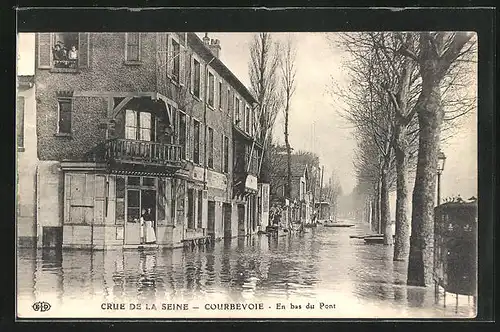 AK Courbevoie, Crue de la Seine 1910, En bas du Pont, Hochwasser