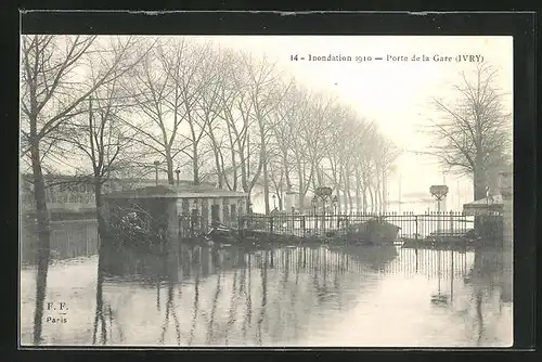 AK Ivry, Inondations 1910, Porte de la Gare, Hochwasser