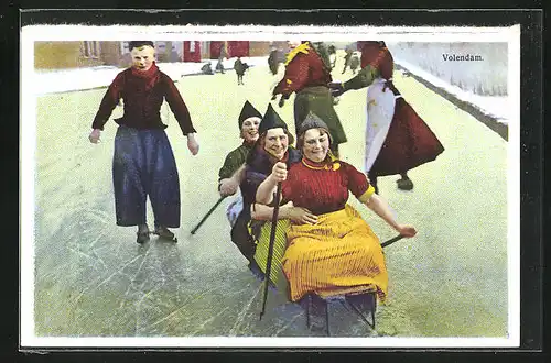 Künstler-AK Photochromie Serie 504 Nr. 5: Volendam, Mädchen auf einem Schlitten auf Eis