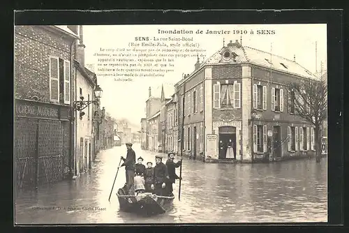 AK Sens, Inondation de Janvier 1910, La Rue Saint-Bond, Hochwasser