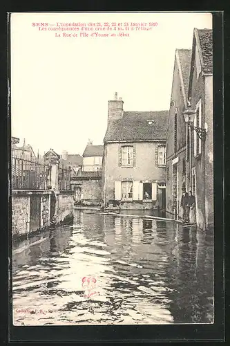 AK Sens, Inondations de Janvier 1910, Rue de l`Ile d`Yonne, Hochwasser