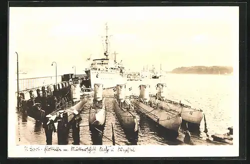 AK U-Boot-Flotille mit Mutterschiff Saar und Weichsel, U 12 und U 24