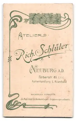 Fotografie Atelier Rich. Schlüter, Neuburg a/D., Portrait junger Soldat, Schulterstück Rgt. 15