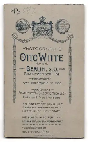 Fotografie Otto Witte, Berlin, Skalitzer-Str. 54, Portrait preussischer Soldat in Feldgrau Uniform Rgt. 2