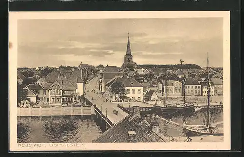 AK Neustadt / Holstein, Ortsansicht mit Kirche im Zentrum