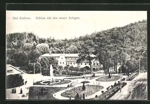 AK Bad Kudowa, Schloss mit den neuen Anlagen und Springbrunnen