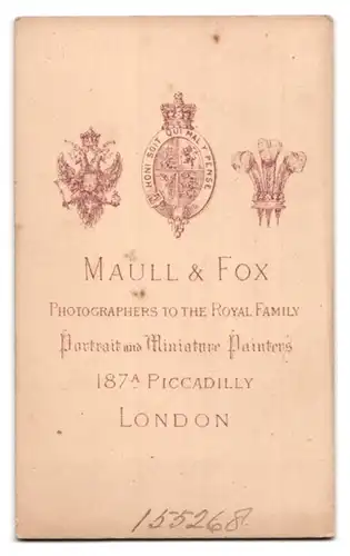 Fotografie Maull & Fox, London, 187A Piccadilly, Portrait junger Mann mit Schnurrbart im Jackett