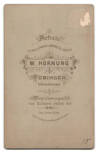 Fotografie W. Hornung, Tübingen, Uhlandstr., Portrait stolze junger Mutter hält Baby im Arm