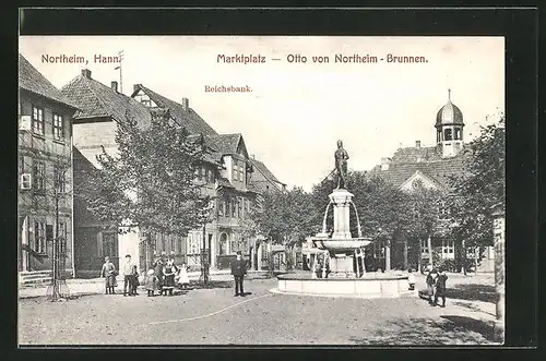 AK Northeim i. Hann., Marktplatz mit Otto von Northeim-Brunnen