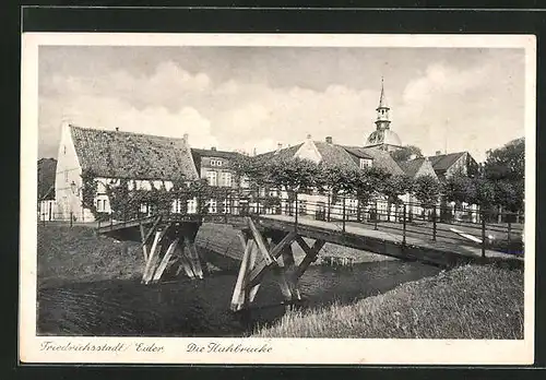 AK Friedrichstadt / Eider, Kuhbrücke mit Ortsansicht