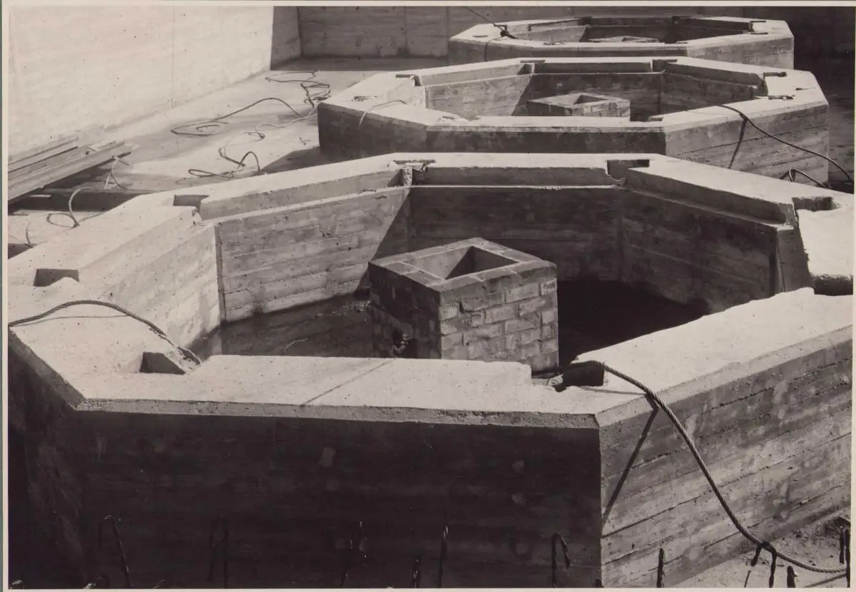 Fotografie Albert Renger-Patzsch, Baukunst / Bautechnik Nr. 41, Stahlbeton-Oktagon Fundament, Neue Sachlichkeit 2