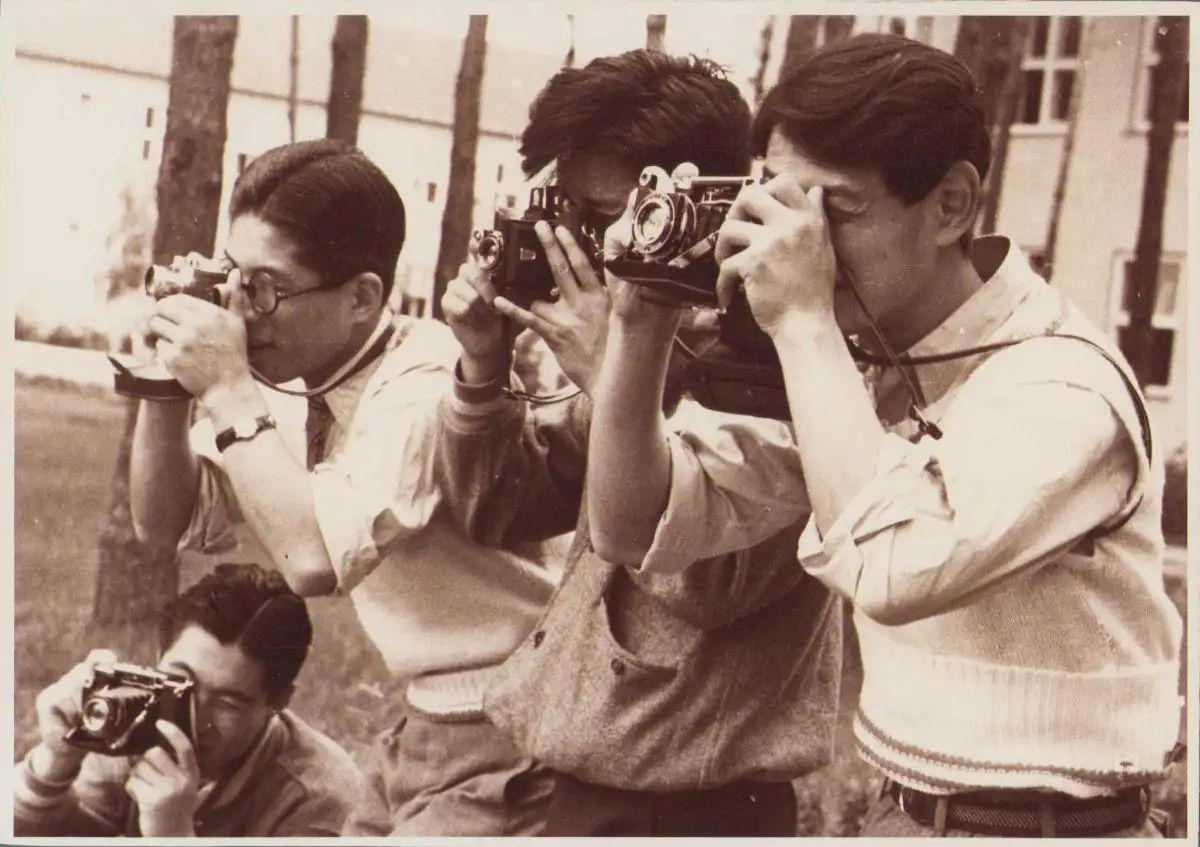 Fotografie Joseph Schorer, Hamburg, Ansicht Berlin, Japanische Fotografen bei Olympia 1936, Grossformat 39 x 29cm 2