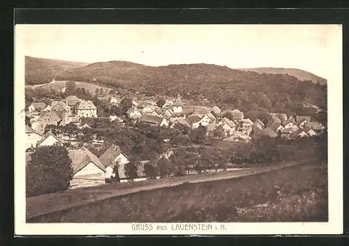 AK Lauenstein i. H., Ortsansicht mit bewaldeten Hügeln