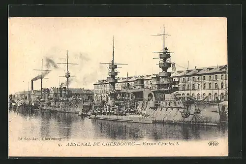 AK Cherbourg, Bassin Charles X, Kriegsschiffe in Fahrt
