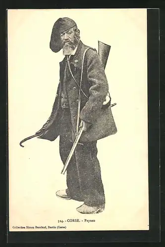 AK Korsika / Corse, Mann mit Gewehr in Tracht