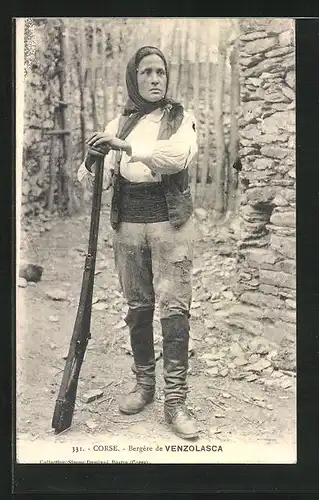 AK Jägerin aus Korsika / Corse