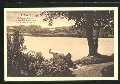 AK Schleswig, Dänische Kanone auf der Friedrichschanze am Busdorfer Teich