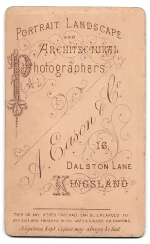 Fotografie A. Eason & Co., Kingsland, 16, Dalston Lane, Portrait bürgerlicher Herr mit Fliege & Vollbart