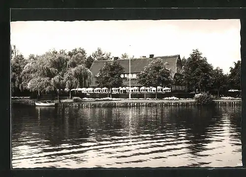 AK Barmstedt, Rantzauer See-Gasthaus vom See aus