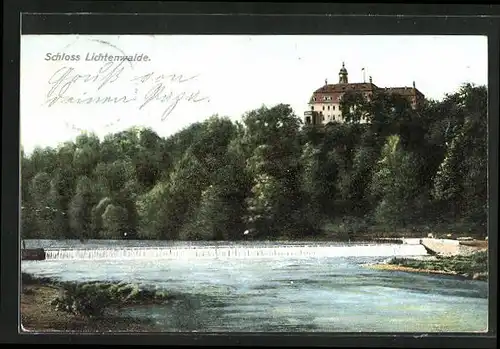 AK Lichtenwalde, Flusspartie mit Schloss